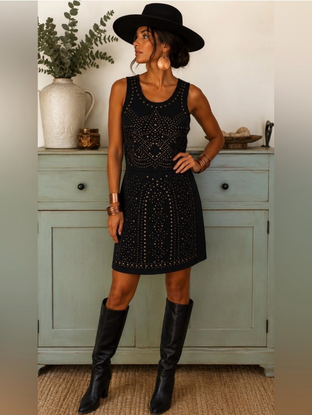 Nicole Miller Art-Deco Knee-Length Black Dress w Matte Gold Stud Detail - M
